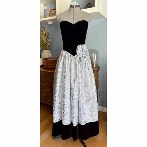 JESSICA McCLINTOCK Vintage Black Velvet Silver Brocade Dress Strapless Size 4